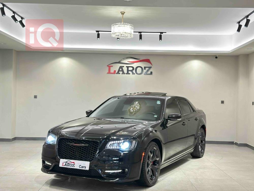 کرایسلەر 300